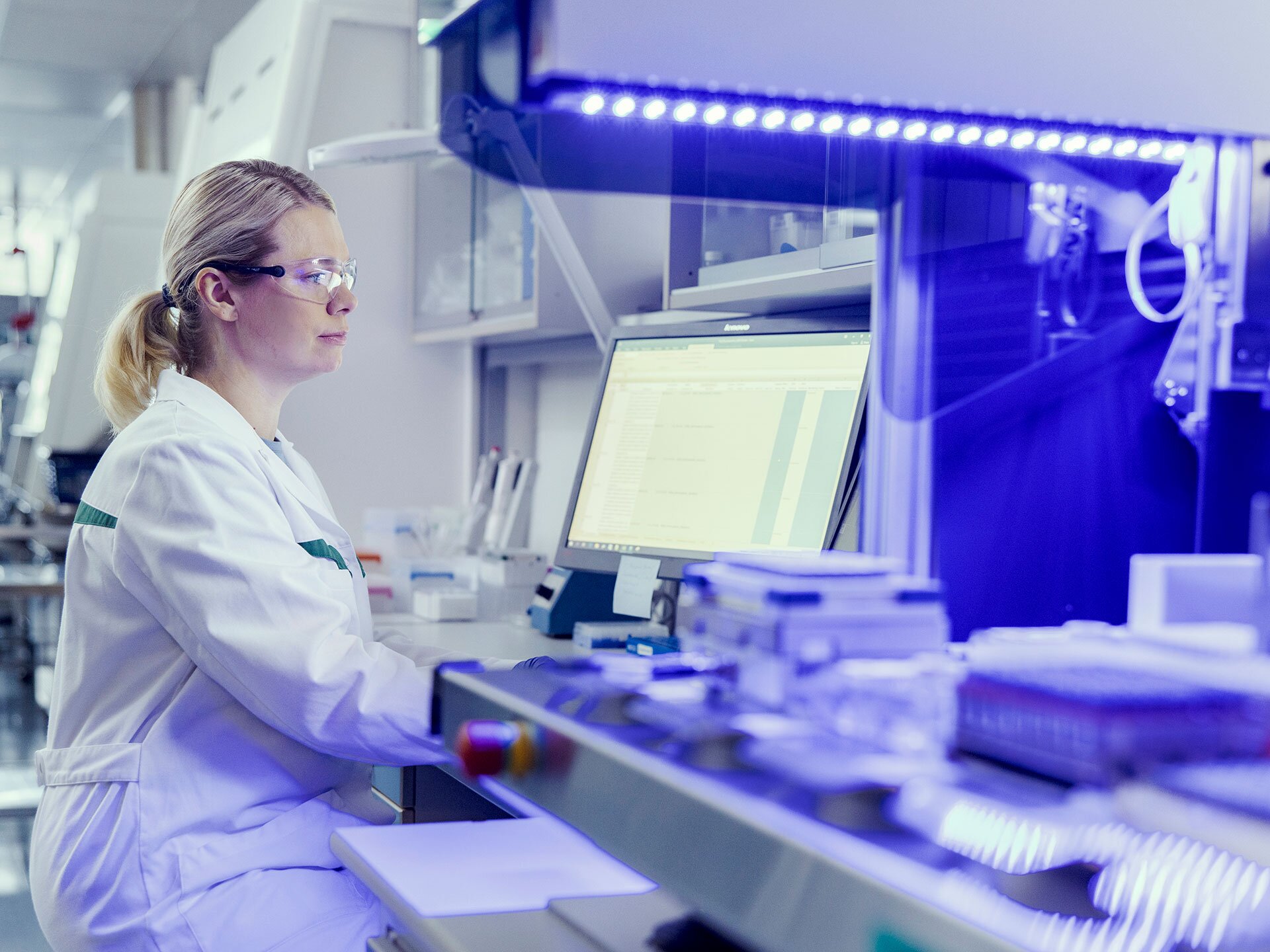 orion_research_and_development_woman-laboratory-results_2022_3517.jpg
